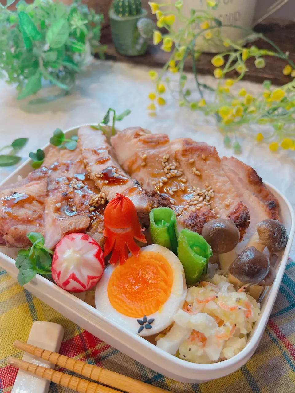 Snapdishの料理写真:豚ロース丼|meg*ˊᵕˋ*megさん