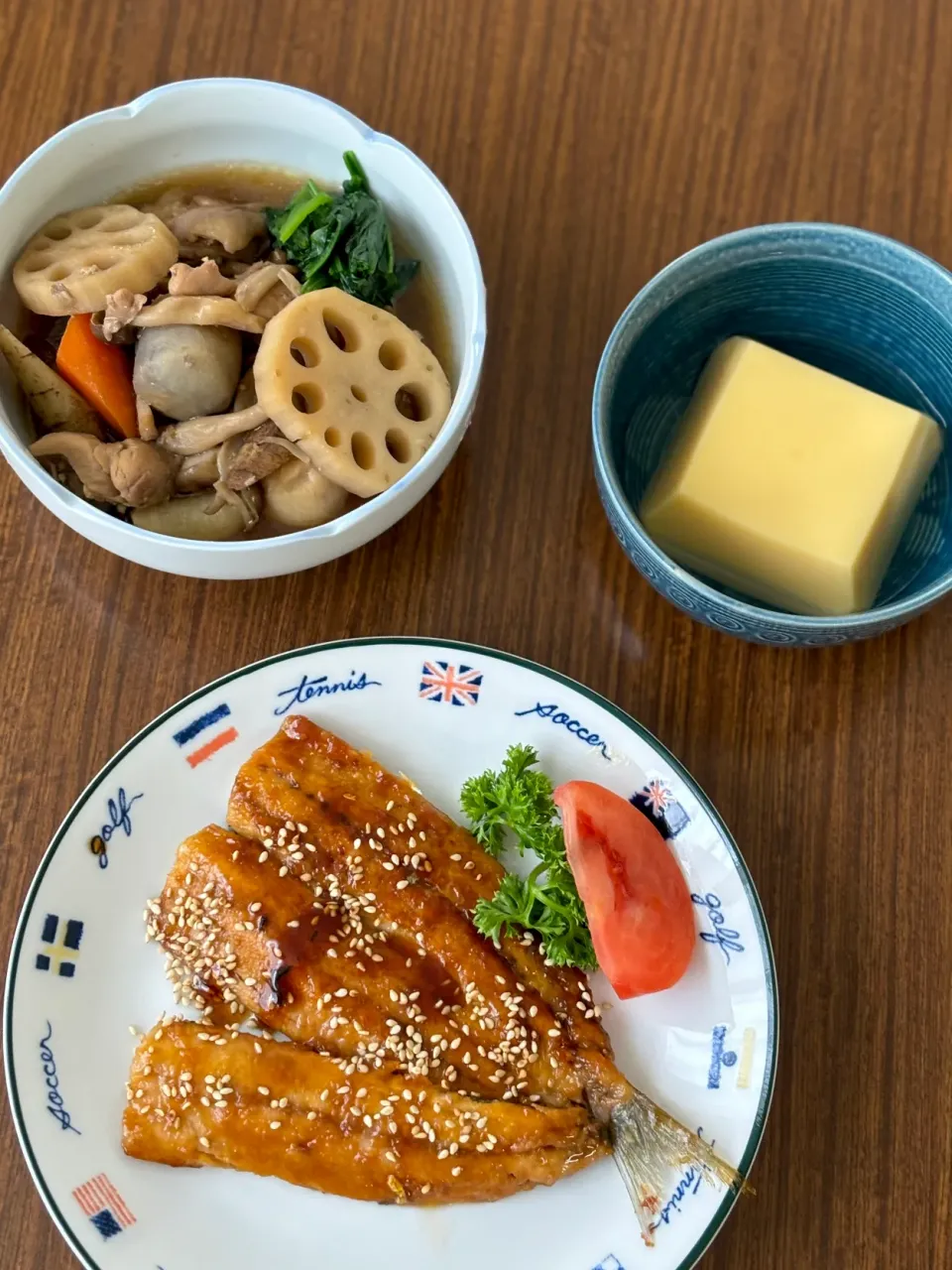 筑前煮、イワシ蒲焼き、玉子豆腐|みゆき🍑さん