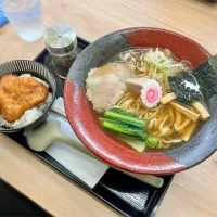 タレカツ丼と醤油ラーメン|HIROさん