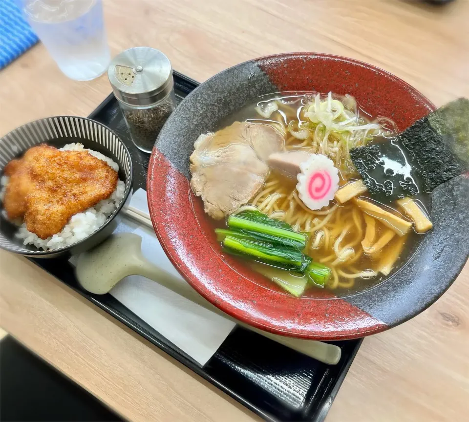 タレカツ丼と醤油ラーメン|HIROさん