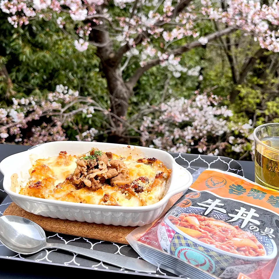 お肉たっぷり吉野家牛丼ドリア|楽食亭さん