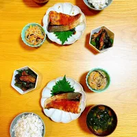 Snapdishの料理写真:ブリの照り焼き|めむよさん