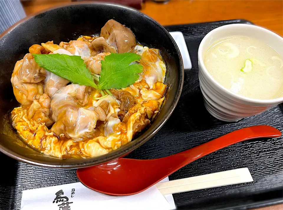 親子丼 上 ＋モツ|toshi,I🍴さん