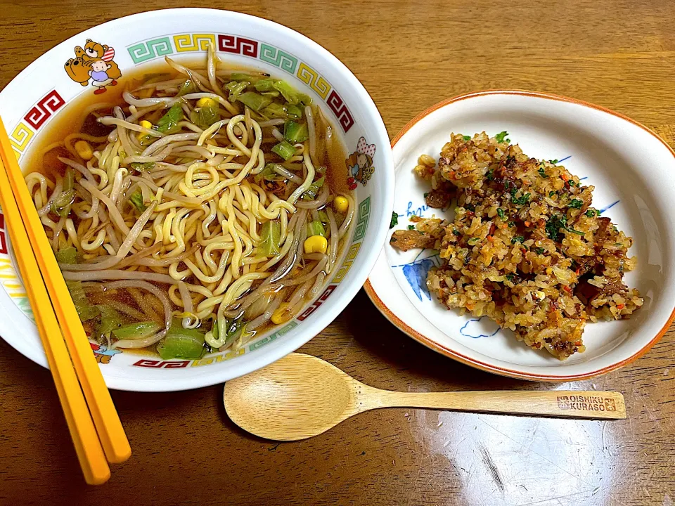 チャーハンとラーメン♪晩ごはん~(^^)❤︎|いつくしみちゃんさん