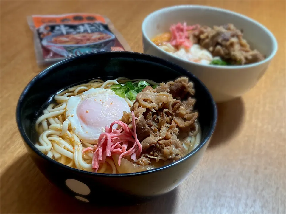 冷凍牛丼の具でガッツリ肉うどん|あやさん