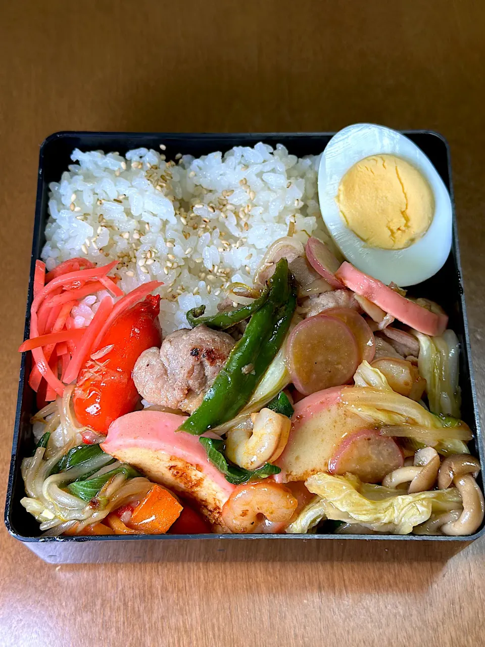 Snapdishの料理写真:f.1125beさんの料理 本日のお弁当〜中華丼弁当〜|ichiさん