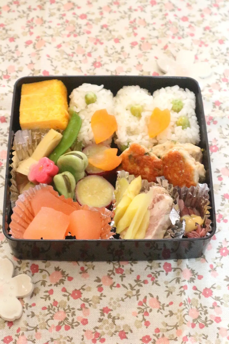 2024年春の食材を使ったお花見弁当🌸|こよりさん