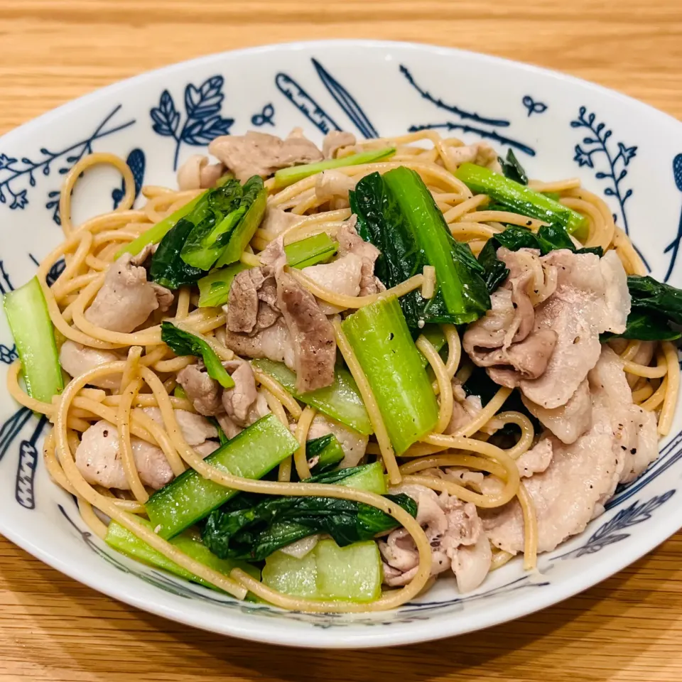 豚バラと小松菜の醤油パスタ|yuuukaさん