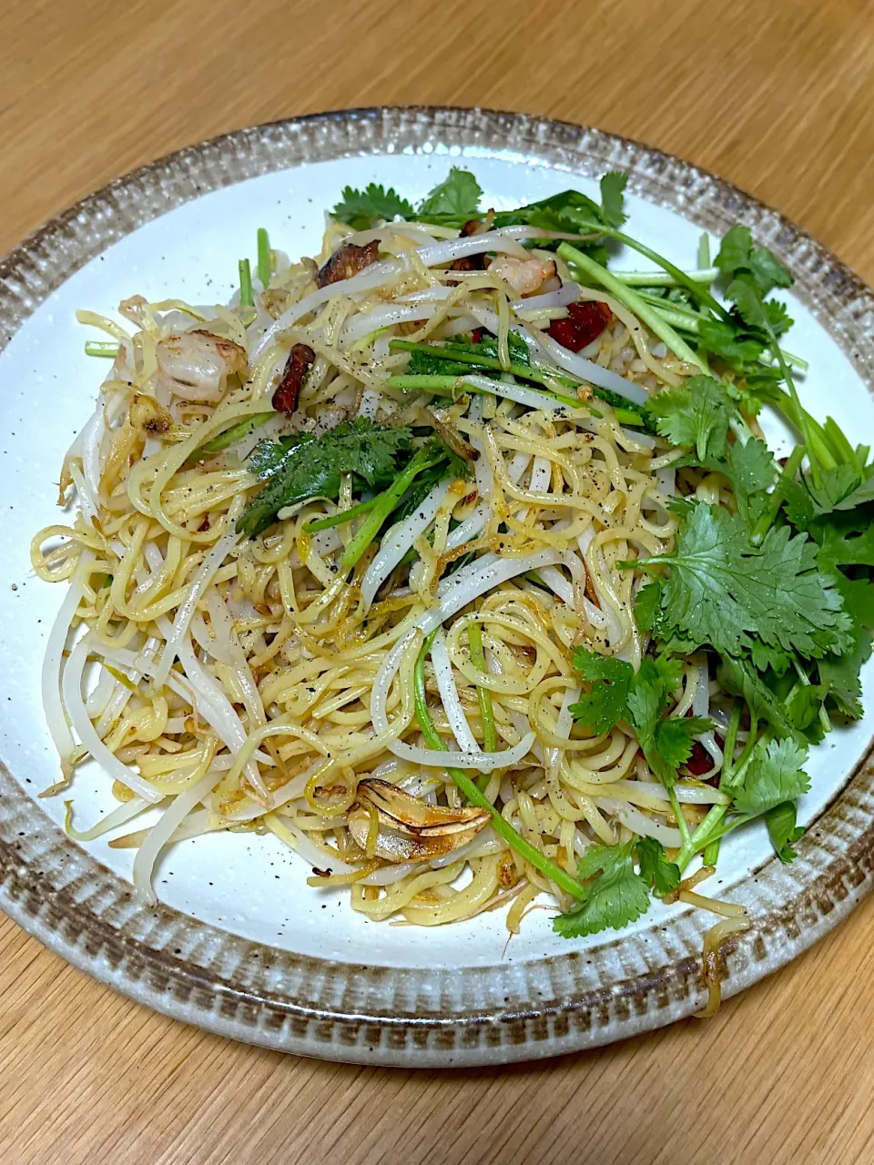 今日の夜ごはん~パクチー塩焼きそば~|ゆかｕさん