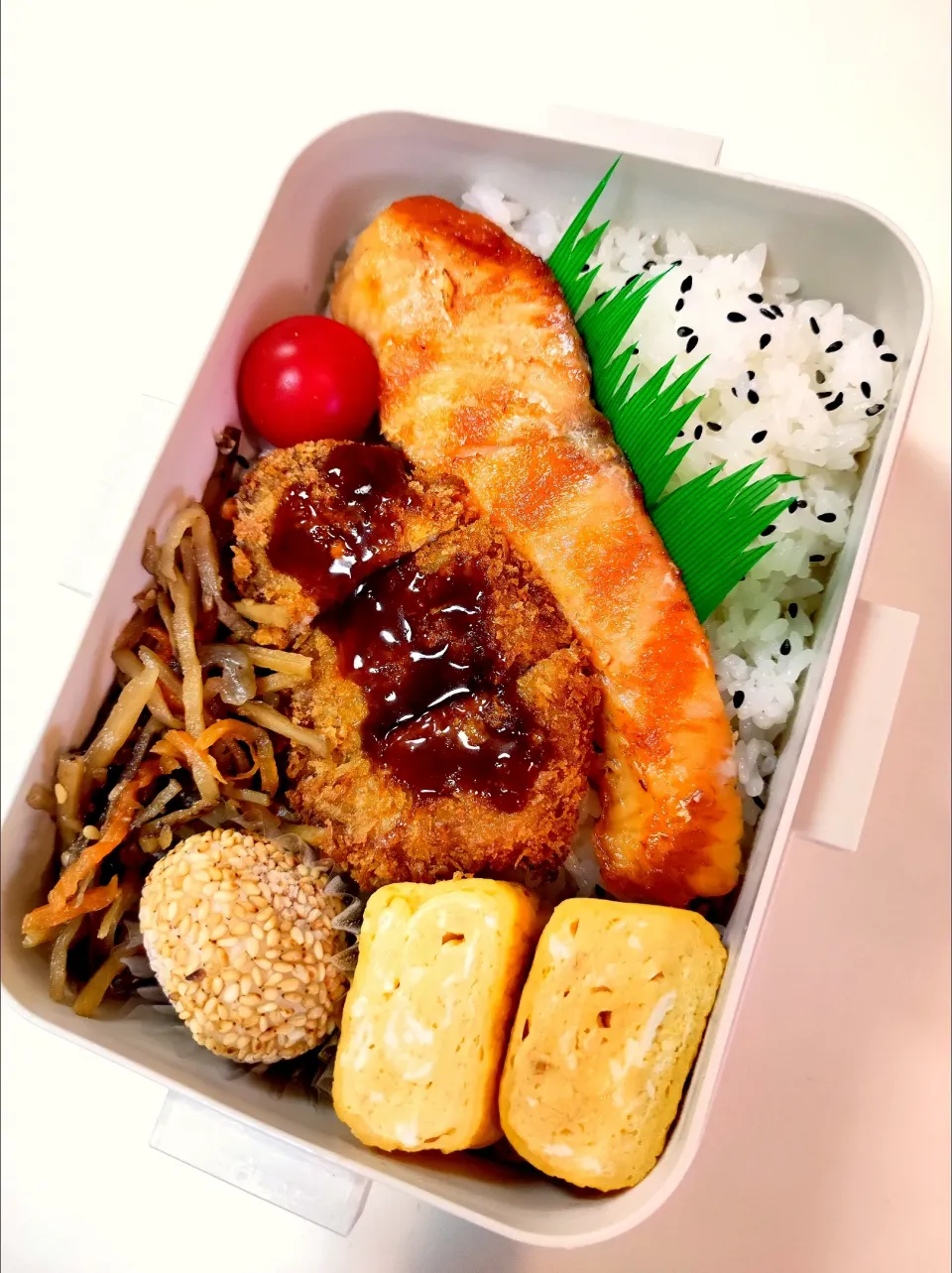 Snapdishの料理写真:男子高生弁当|ぽぽちゃんさん