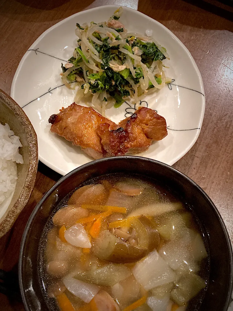 Snapdishの料理写真:20240410 白ご飯、豚肉のオーブン焼き、ほうれん草のツナサラダ、コンソメすーぷ|kyouno_bangohan_naaaaniさん