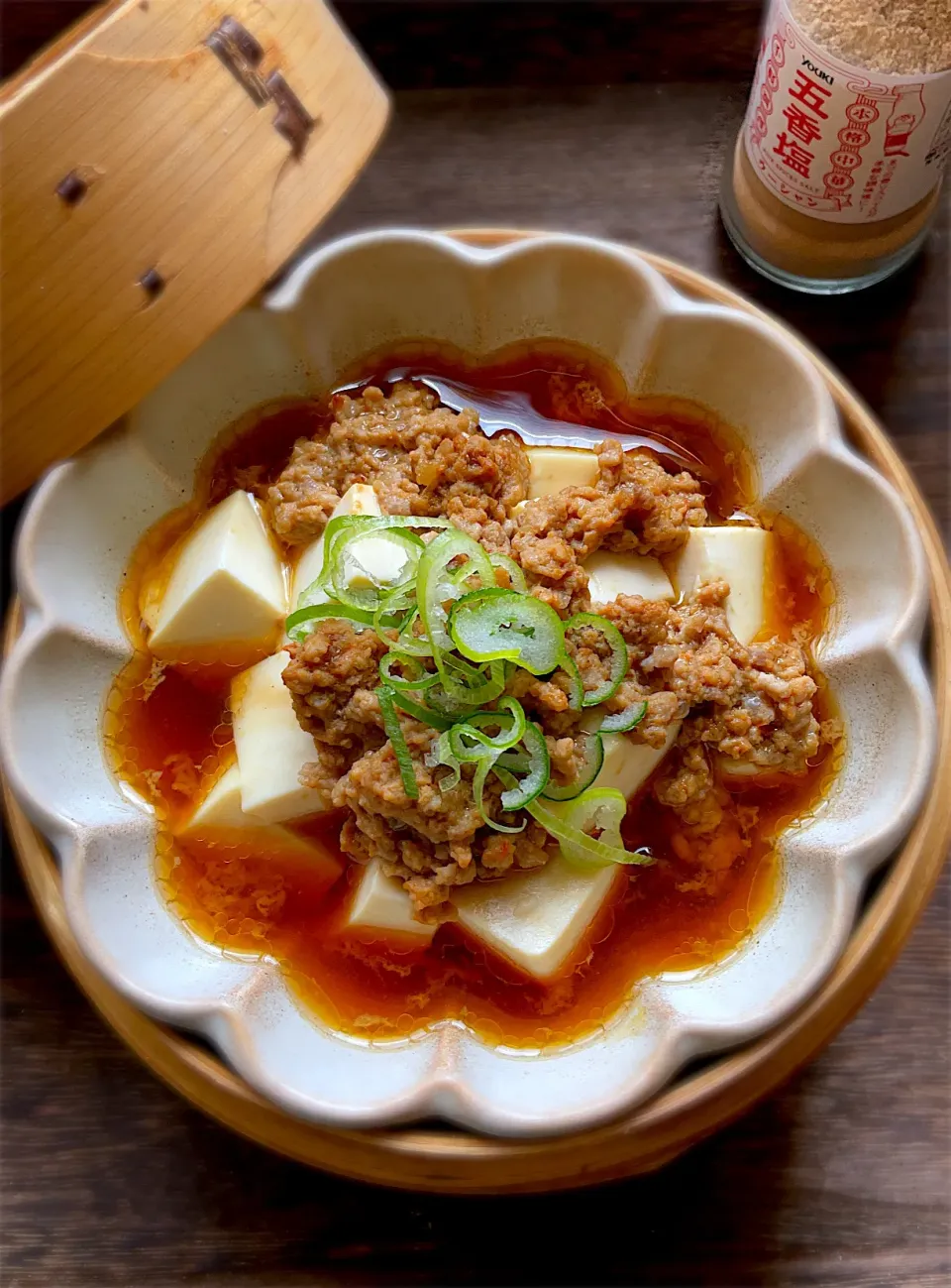 🌏おいしい世界ごはんパートナー🌍
🇹🇼お家で台湾🇹🇼
五香塩de蒸し麻婆豆腐♨️せいろ蒸し|9421beruさん