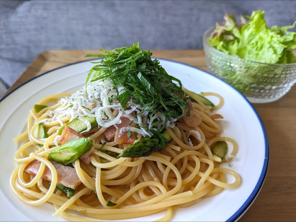 しらすとアスパラの和風パスタ|しあるさん