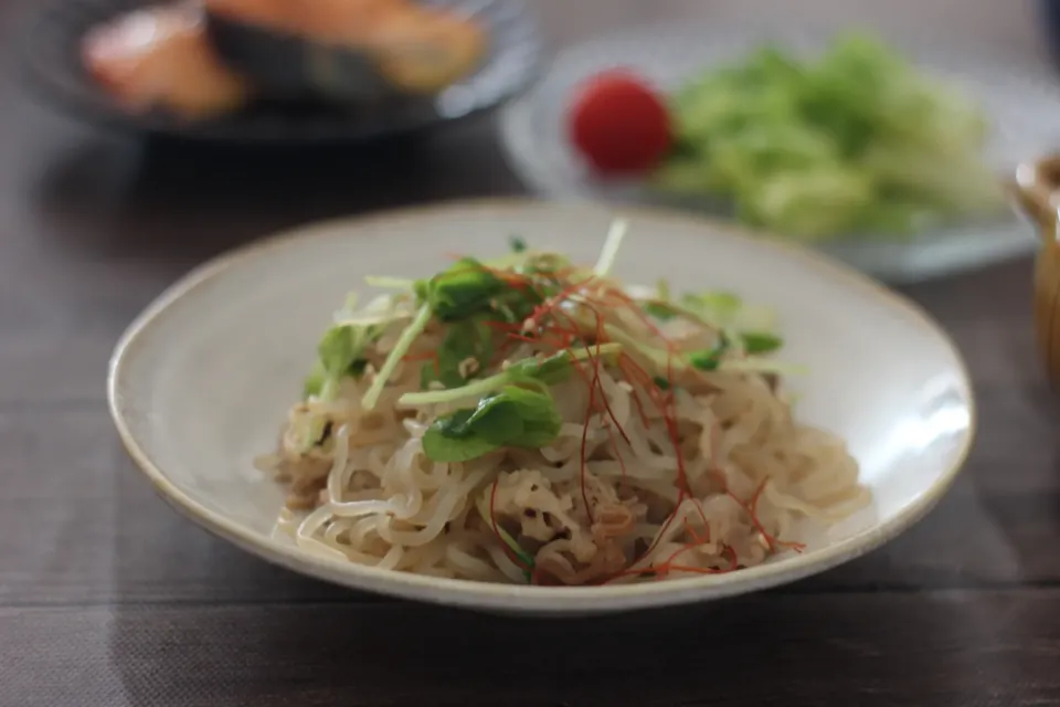 吉野家牛丼の具でお手軽白滝チャプチェ|ちいさなしあわせキッチンさん