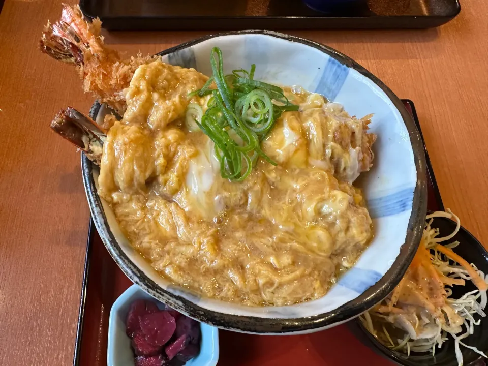 エビフライとじ丼🍤🍳|buhizouさん