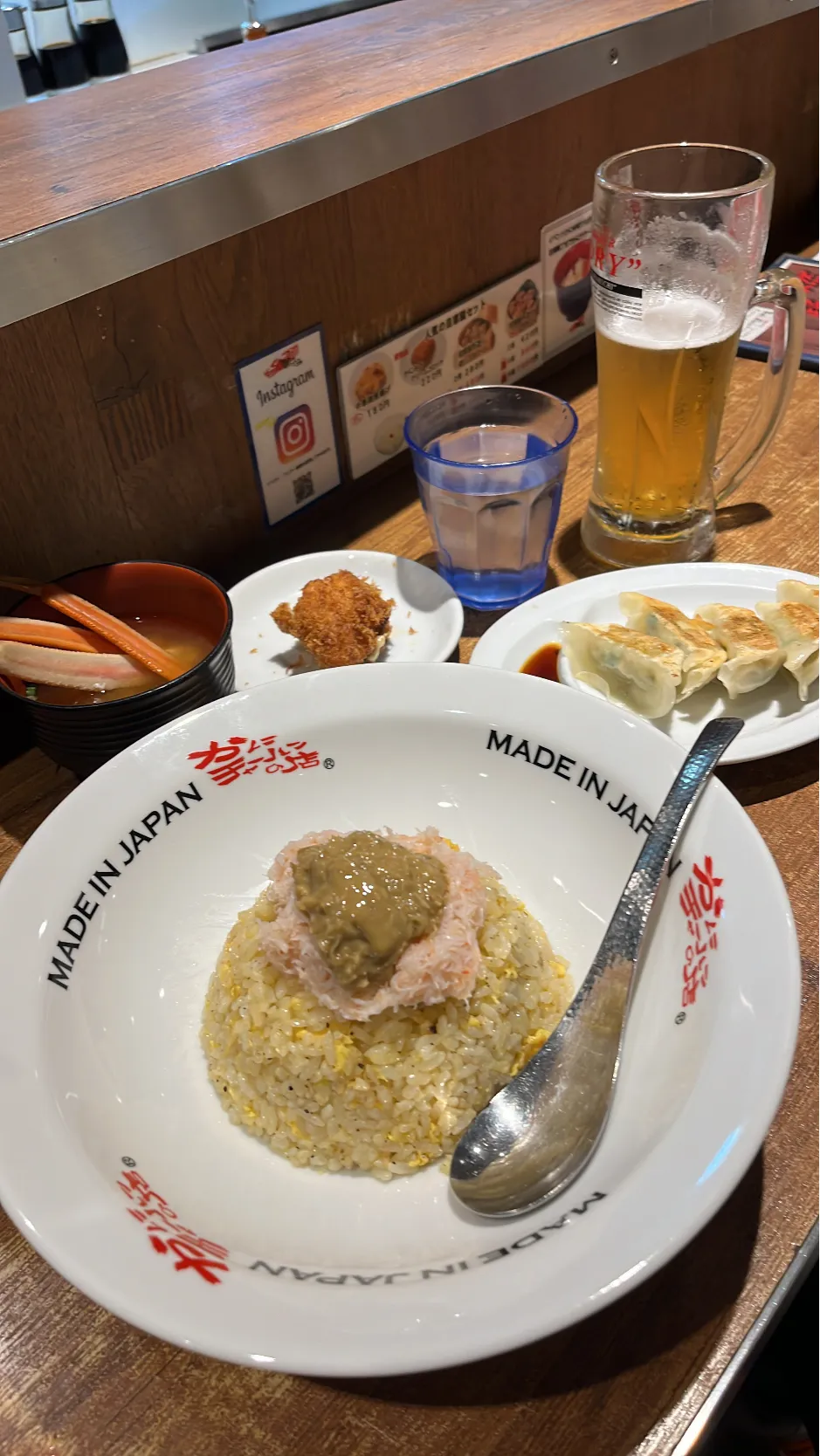 かにみそ炒飯 餃子 カニ味噌コロッケ カニ汁 🍺|rockiさん