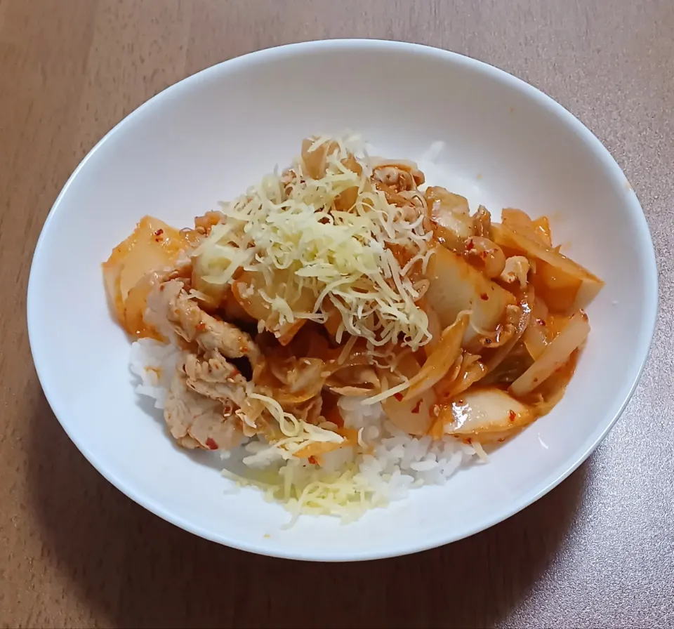 豚キムチチーズ丼|ナナさん