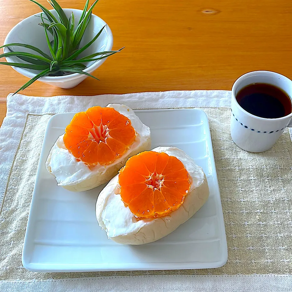 蜜柑🍊サンド|とっぴぃさん