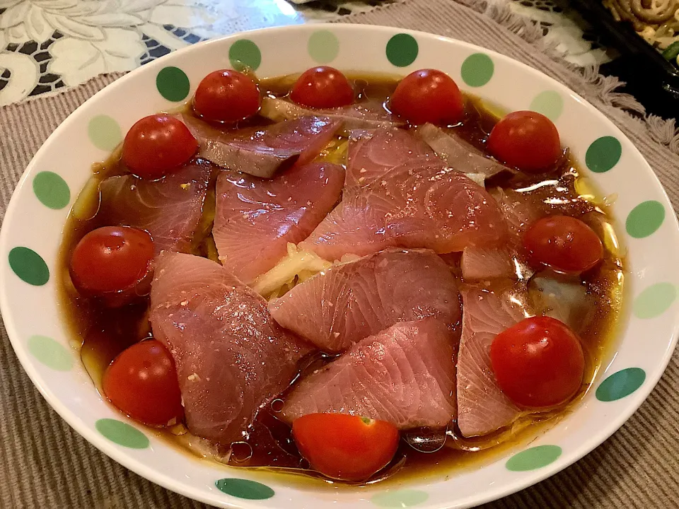 Snapdishの料理写真:イナダのカルパッチョ🐟🍅🇮🇹😋|アライさんさん