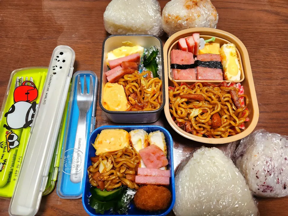 焼きそばとスパムおにぎり弁当！|みーさん