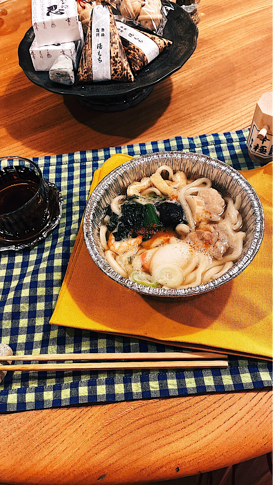 Snapdishの料理写真:たまに、ローソン鍋焼きうどん🍲|マアコさん