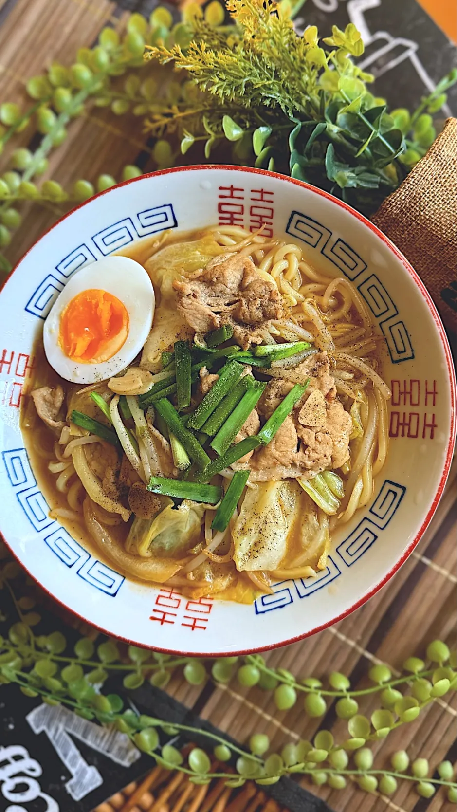 肉野菜にんにく味噌ラーメン|MAPITEEさん