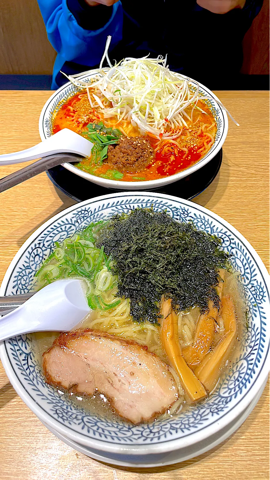 磯海苔塩ラーメンと白胡麻坦々麺|juneさん