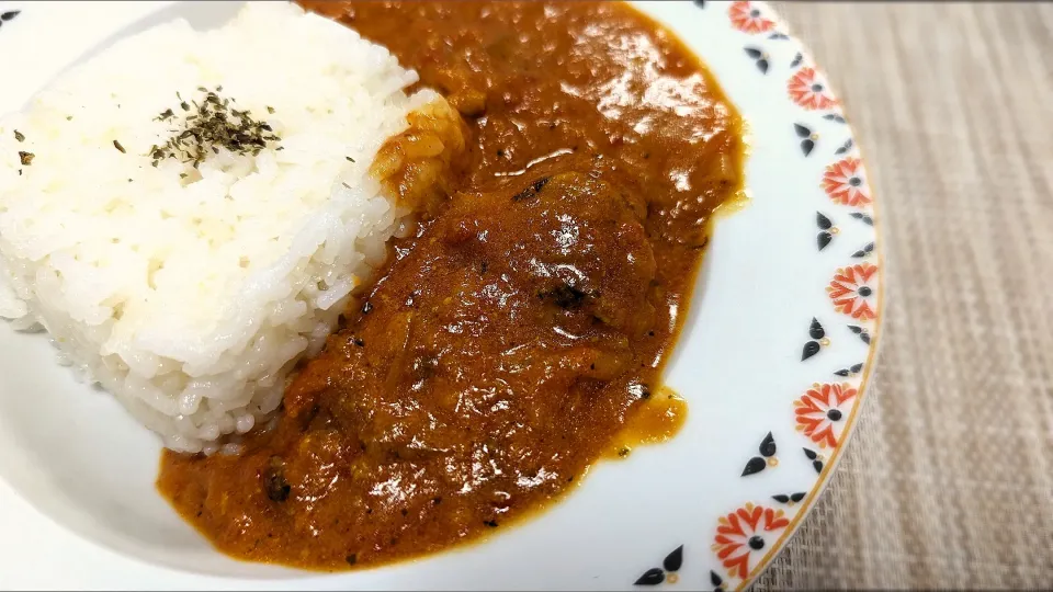 Snapdishの料理写真:バターチキンカレー🍛|Aya☺︎さん