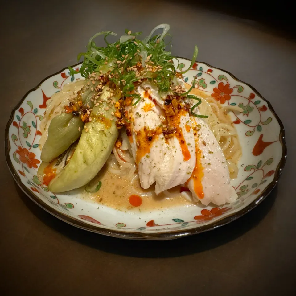 蒸し茄子と蒸し鶏の胡麻だれまぜめん|半田手延べそうめんの店 阿波や壱兆さん