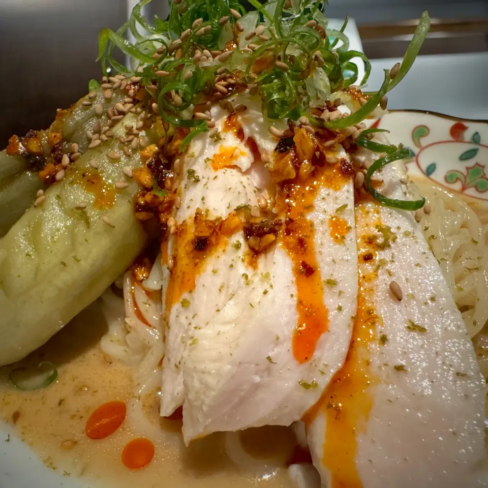 蒸し茄子と蒸し鶏の胡麻だれまぜめん|半田手延べそうめんの店 阿波や壱兆さん