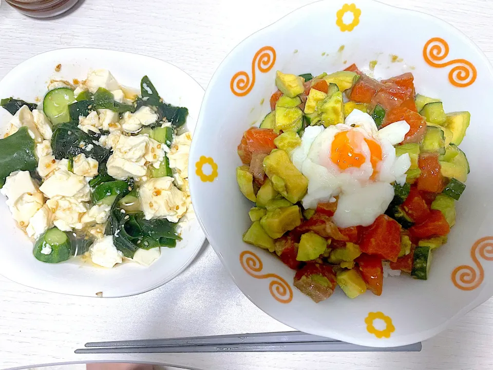 ポキ丼、豆腐サラダ🐟🥑🥗|ゆうさん