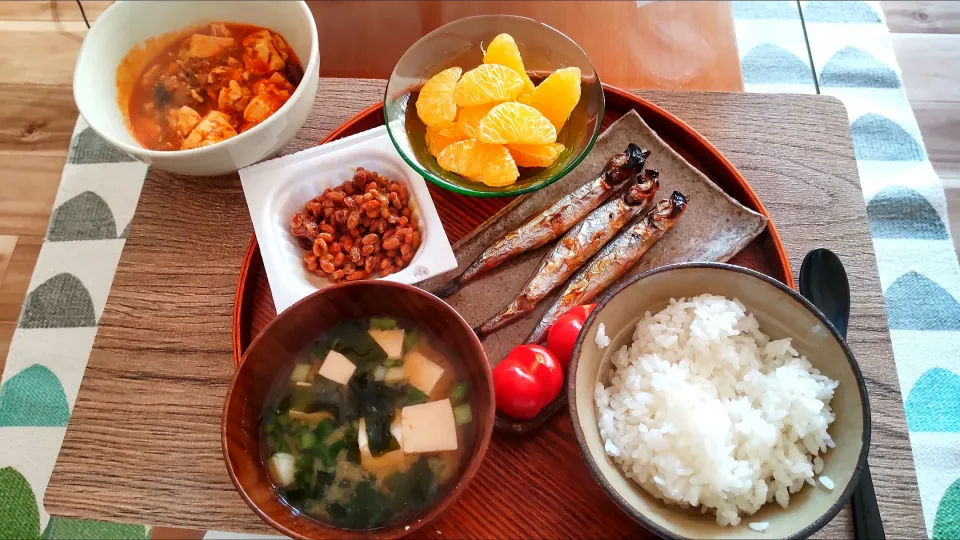 豆腐多めの朝食|こいけさんさん