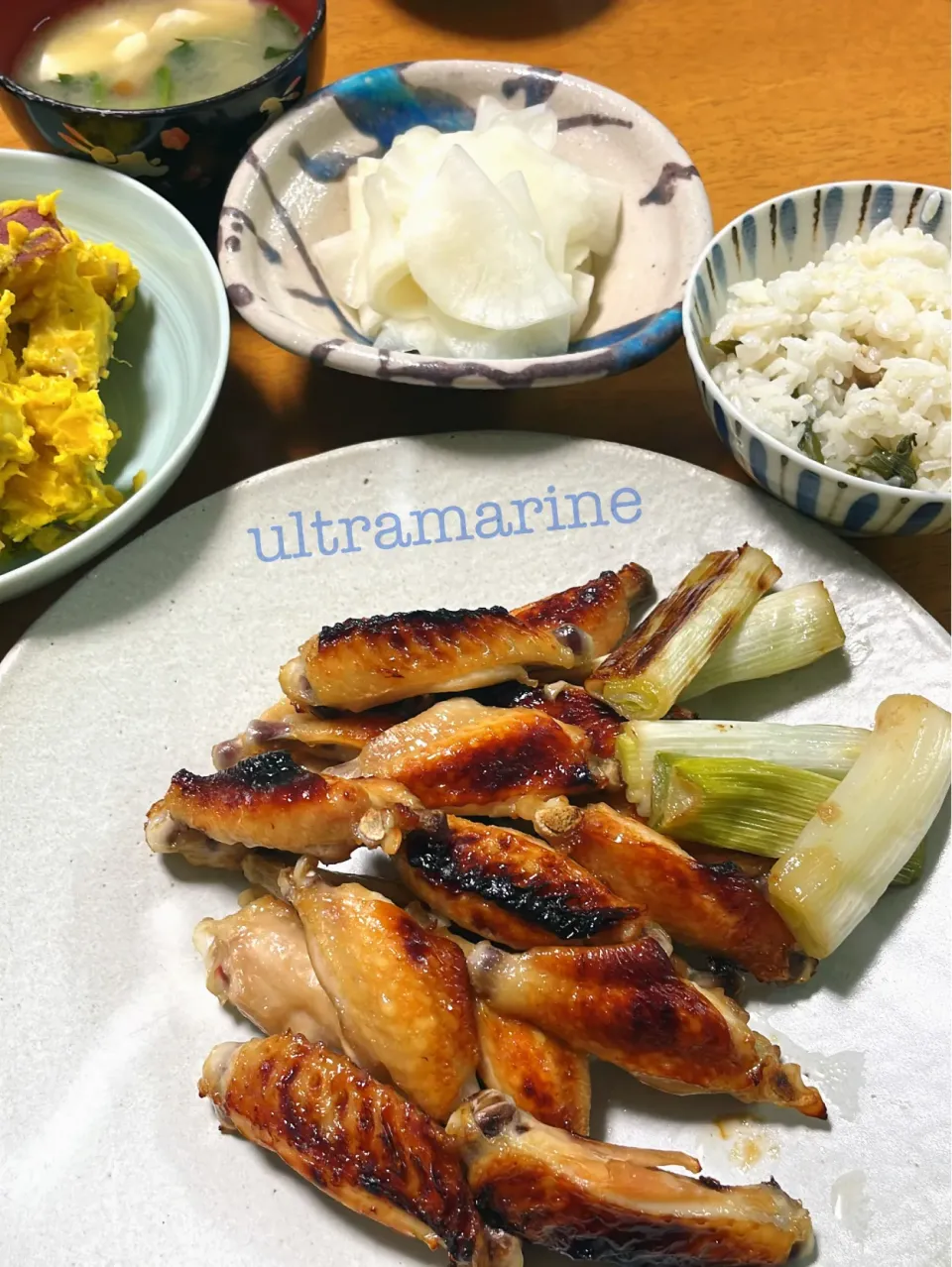 ＊塩麹パウダーで鶏手羽の塩焼き♪＊|ultramarineさん