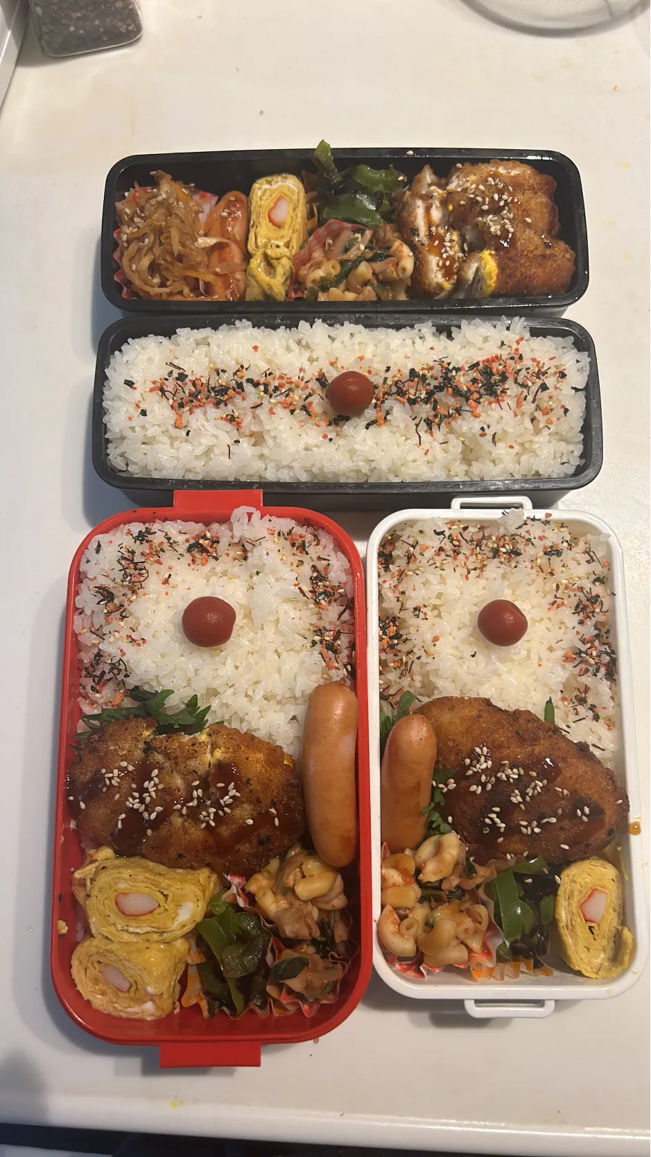 Snapdishの料理写真:3人のお弁当|ゆうりさん