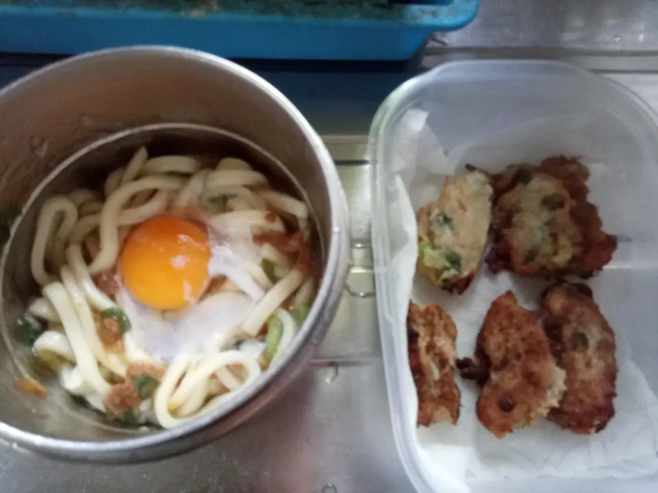 牛だし肉ぶっかけうどん＋おろし筍のかき揚げ|darkbaronさん