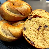 黒糖シナモンレーズンベーグル🥯
