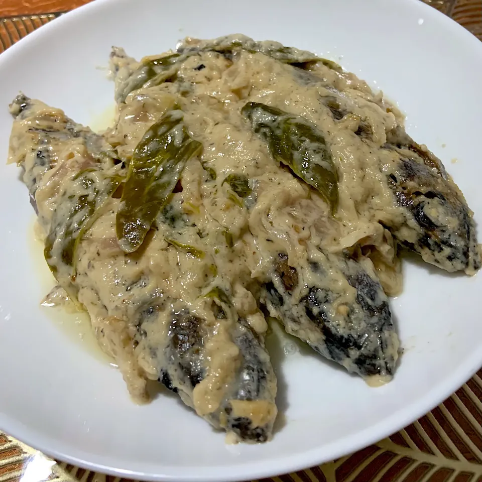 Small white bonito fish cook in coconut milk|Ahnneさん