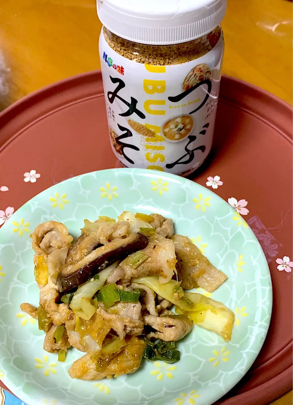 Snapdishの料理写真:豚肉とキャベツのみそ炒め|葉子さん