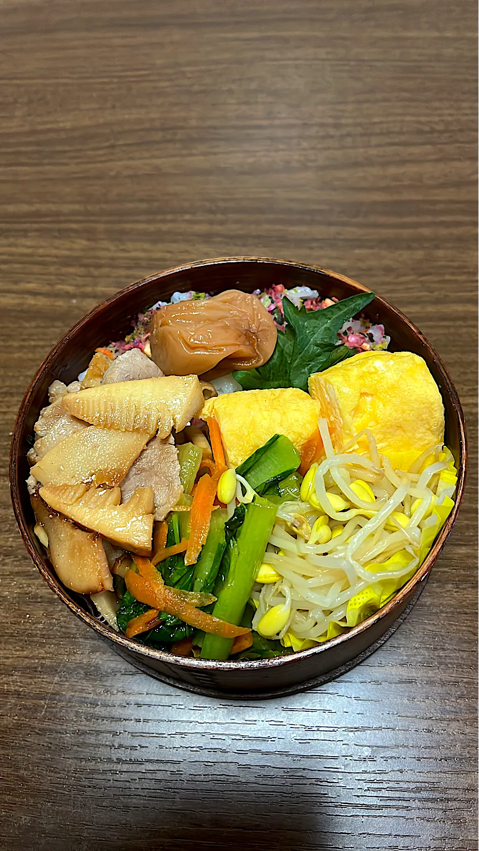 竹の子と豚肉の醤油炒め弁当|まあるななさん