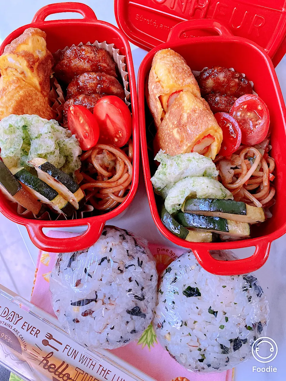 Snapdishの料理写真:おにぎり🍙弁当|Harumiさん