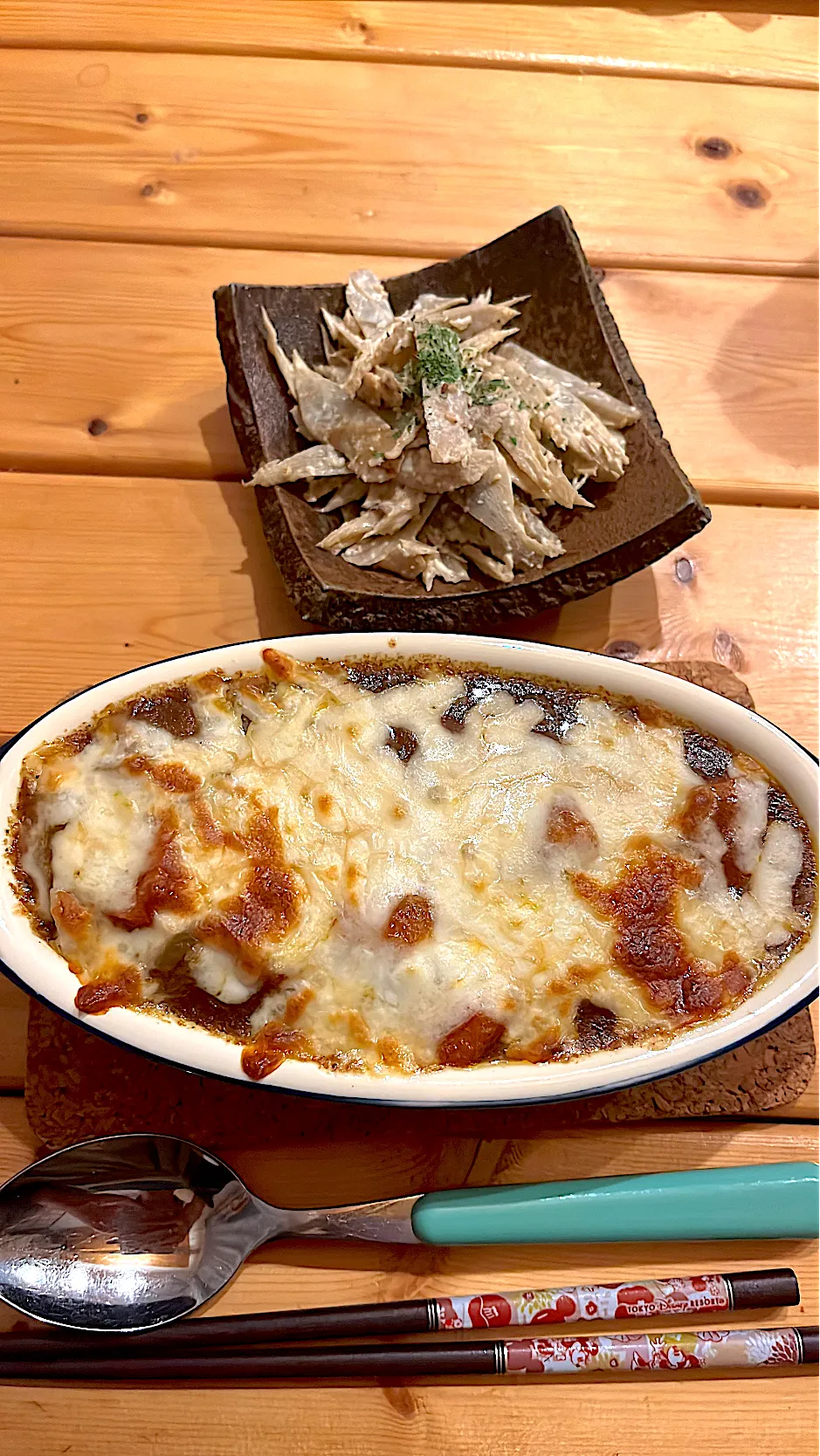 焼きチーズカレードリア&ごぼうサラダ|ぺろたんさん