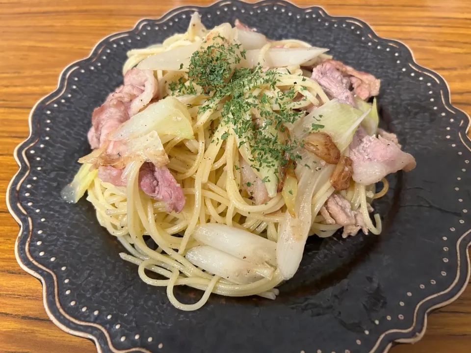 豚こまと白葱のガーリックパスタ🍝|marronさん