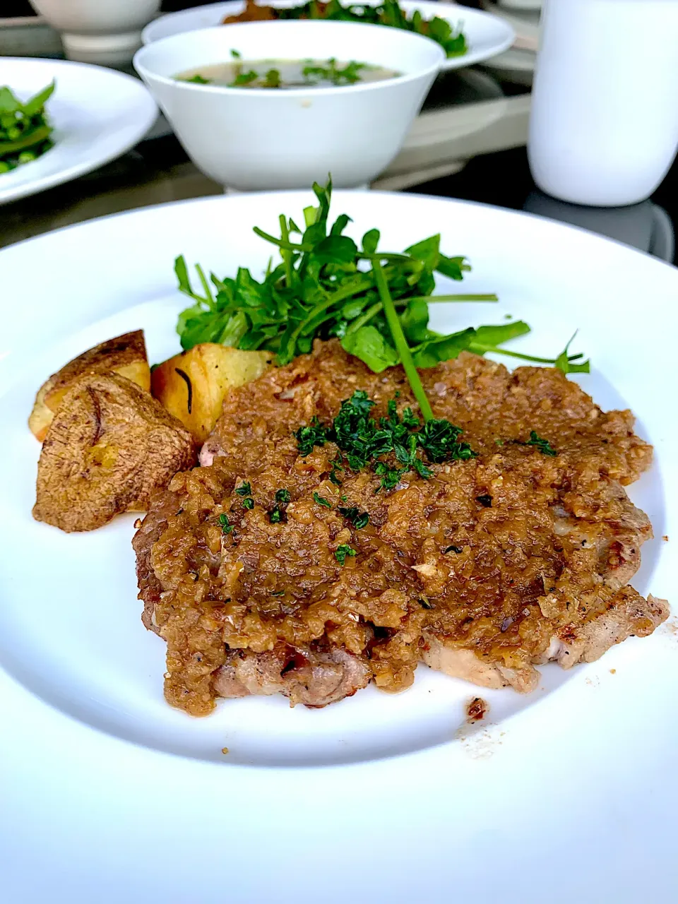 Skirt Steak with Shallot Pan Sauce|gonbenさん