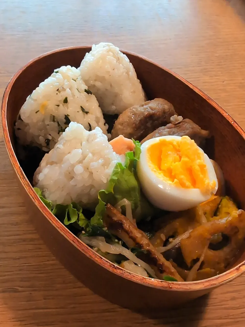 Snapdishの料理写真:新学期の遠足弁当|まきごろうさん