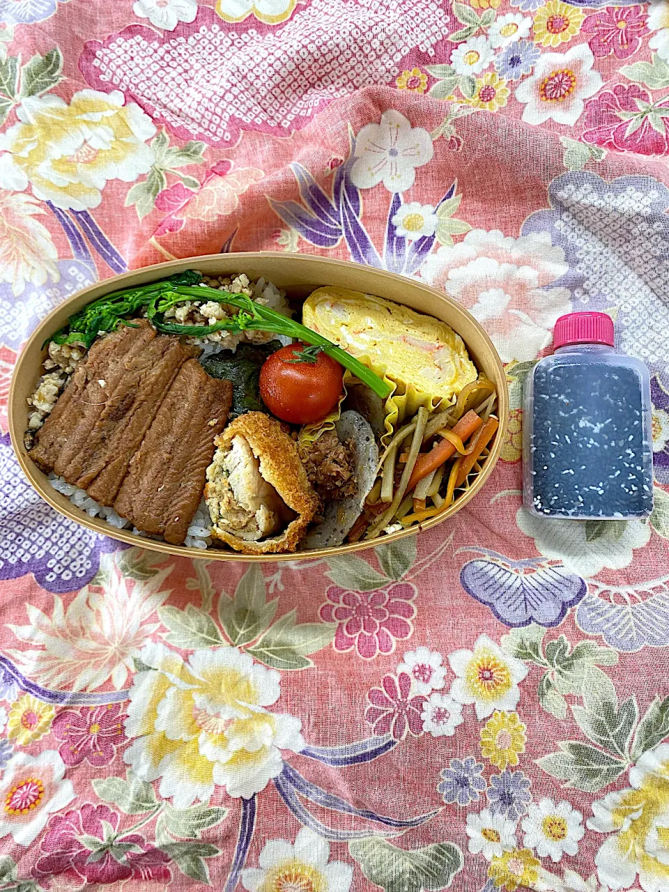 昨日よりカタヨリない弁当|にょるりさん