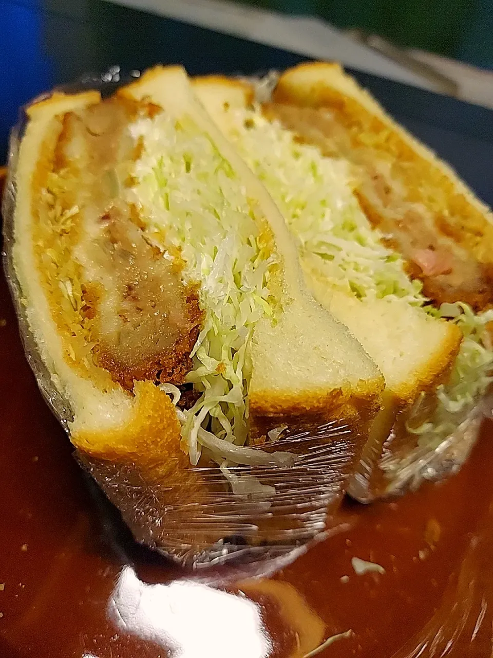 Snapdishの料理写真:メンチカツサンド|みどりさん