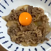 おうち吉野家で冷凍牛丼|あきままさん