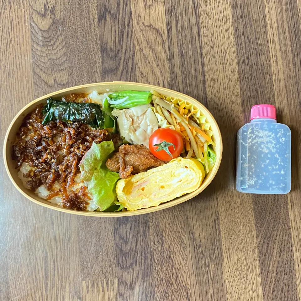 Snapdishの料理写真:ご飯のオトモ多め弁当|にょるりさん