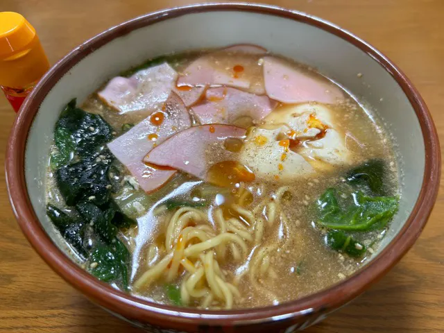 マルちゃん正麺🍜、豚骨醤油味❗️（＾ν＾）✨|サソリさん