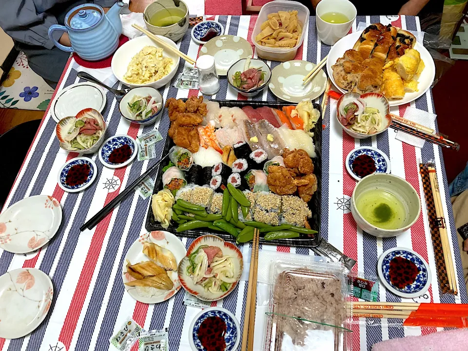 Snapdishの料理写真:叔父さんの快気祝い会꒰ ♡´∀`♡ ꒱|さくたえさん